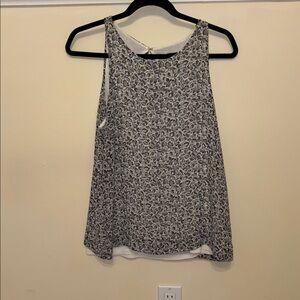 Ann Taylor Blue and White Patterned Sleeveless Top.